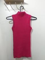 Blusa de cava, gola alta em linha - Malharia Lancini Blusa de cava, gola alta em linha - Malharia Lancini