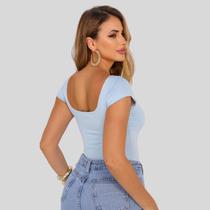 Blusa Decote Costa Nua Baby Tee Liso Suplex Manga Curta Feminina