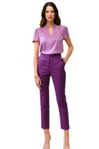 Blusa Decote V Bordada