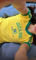 Blusa Do Brasil Bandeira Bordada BabyLock - Amarela Blusa Do Brasil Bandeira Bordada BabyLock - Amarela