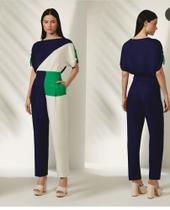 Blusa em crepe bicolor cholet