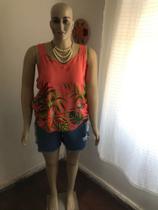 Blusa em viscose e short de linho
