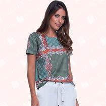 Blusa Estampa Pat Detalhe Pence