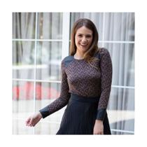 Blusa estampada de malha detalhes couro tamanho P Blusa estampada de malha detalhes couro tamanho P