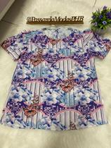 Blusa estampada em tecido feminina disponível no tamanho M