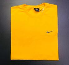 Blusa feminina básica tamanho G cor amarelo