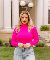 Blusa feminina cacharrel manga longa e gola alta