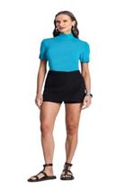 Blusa Feminina Canelada Com Gola Talhada Dupla E Manga Curta Blusa Feminina Canelada Com Gola Talhada Dupla E Manga Curta
