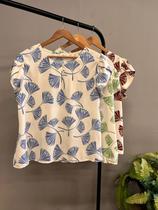 Blusa Feminina com Botão Gola Plus Size Estampada Blusa Feminina com Botão Gola Plus Size Estampada