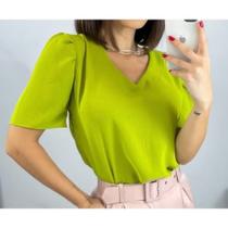 Blusa feminina corte V cor verde tam P ao G Blusa feminina corte V cor verde tam P ao G