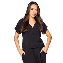 Blusa Feminina Giraffe Com Decote V e Recorte Central Preto