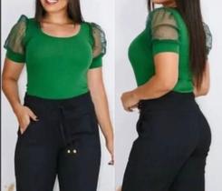 Blusa feminina gola rasa manga curta tule poa