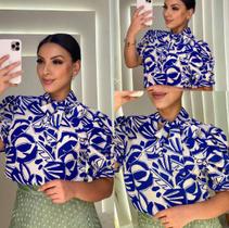 Blusa Feminina Manga Curta Bufante Social Estampada com Laço Blusa Feminina Manga Curta Bufante Social Estampada com Laço