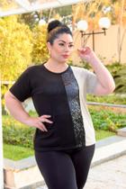 Blusa Feminina Plus Size Com Detalhe Paetê Manga Curta