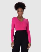 Blusa Feminina Recorte Franzido Lateral Em Malha Canelada De Viscose Blusa Feminina Recorte Franzido Lateral Em Malha Canelada De Viscose