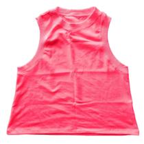 Blusa feminina sem mangas, com as cavas e gola largas, em malha de ribana Blusa feminina sem mangas, com as cavas e gola largas, em malha de ribana