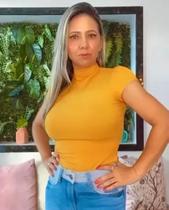 Blusa gola alta malha canelada