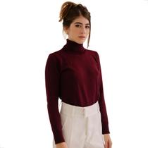 Blusa Gola Alta Tricô Corte Justo e Design Simples