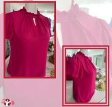 Blusa Lea feminua, com detalhe no colarinho, Rosa, as cores P, M, G