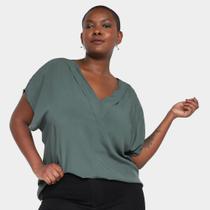 Blusa Maelle Plus Size Gola V Feminina Blusa Maelle Plus Size Gola V Feminina