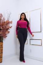 Blusa manga longa com decote