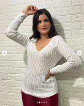 Blusa Manga Longa Feminina Modelo Fina Branca em Tricot - Gata Fashion Blusa Manga Longa Feminina Modelo Fina Branca em Tricot - Gata Fashion