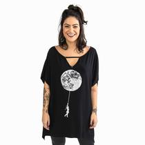 Blusa Max Sobre Legging Estampada Lua Gola V Feminina Blusa Max Sobre Legging Estampada Lua Gola V Feminina