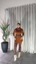 Blusa Maxi em Tricot Canelado com Gola Alta e Cinto Blusa Maxi em Tricot Canelado com Gola Alta e Cinto