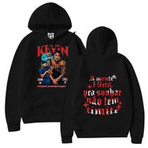 Blusa Moletom Canguru Mc Kevin A Mente é Fertil O Menino Que Encantou a Quedrada Unissex