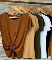 Blusa no sued, tm único, cores variadas Blusa no sued, tm único, cores variadas