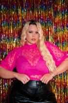 Blusa Plus Size Tule Top e Gola Fru Fru Blusa Plus Size Tule Top e Gola Fru Fru