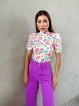 Blusa princesa gola alta tl onça neon