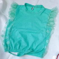 Blusa Regata Canelada Manga Tule com Babado