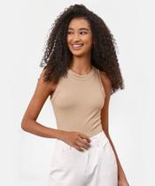 Blusa Regata Feminina Básica e Versátil para Looks Casuais e Confortáveis Blusa Regata Feminina Básica e Versátil para Looks Casuais e Confortáveis