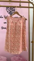 Blusa sem manga laranja com estampa geométrica e detalhe vazado na gola tamanho GG Blusa sem manga laranja com estampa geométrica e detalhe vazado na gola tamanho GG