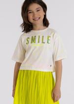 Blusa Semi Cropped Estampa Smile e Bordado de Paetê