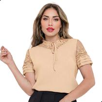 Blusa Social Evangélica Feminina Guipir Renda Gola Pérolas Cor:BegeTamanho:GG