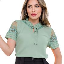 Blusa Social Evangélica Feminina Guipir Renda Gola Pérolas Cor:Verde claroTamanho:GG