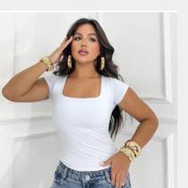 Blusa Suplex Feminina Decote Quadrado Básica Premium Elegante T-shirt Casual Segunda Pele