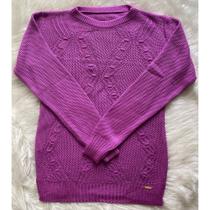 Blusa trabalhada decote quadrado pontão