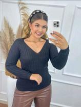 Blusa Tricot Feminina Básica Decote V Trança Manga Longa Blusa Tricot Feminina Básica Decote V Trança Manga Longa