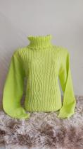 Blusa tricot gola alta Mary Blusa tricot gola alta Mary
