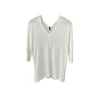 Blusa tricot light decote v del amo
