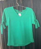 Blusa verde P com mangas