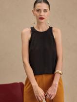 Blusa Via Lessa Cirela com Trança em Viscose Preta Blusa Via Lessa Cirela com Trança em Viscose Preta