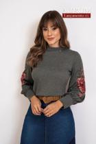 Blusa via tolentino de malha cinza com manga bufante com aplicação floral 050191