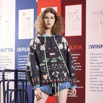 Blusão Estampado Colcci Me Leva com Capuz Blusão Estampado Colcci Me Leva com Capuz