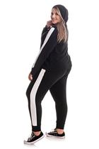 Blusão Feminino em Moletinho com Capuz e Cor Contrastante