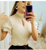Blusinha com colar
