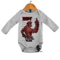 Body Bebe Infantil Hellboy Dedo do Meio Parede Body Bebe Infantil Hellboy Dedo do Meio Parede
